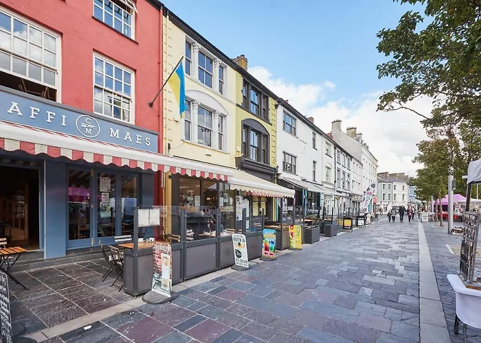Host & Stay - High Street Apartments